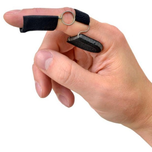 Capener Armchair Finger Splint Long - Black Media 1 of 2